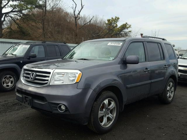 5FNYF4H70FB069100 - 2015 HONDA PILOT EXLN GRAY photo 2