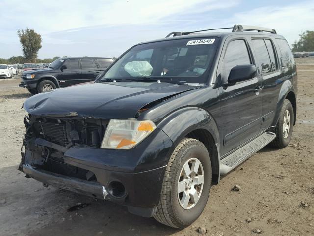 5N1AR18UX5C736016 - 2005 NISSAN PATHFINDER BLACK photo 2