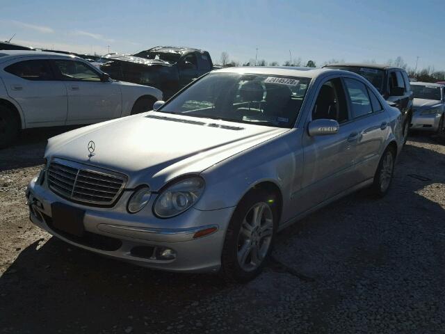 WDBUF56J16A851027 - 2006 MERCEDES-BENZ E 350 SILVER photo 2