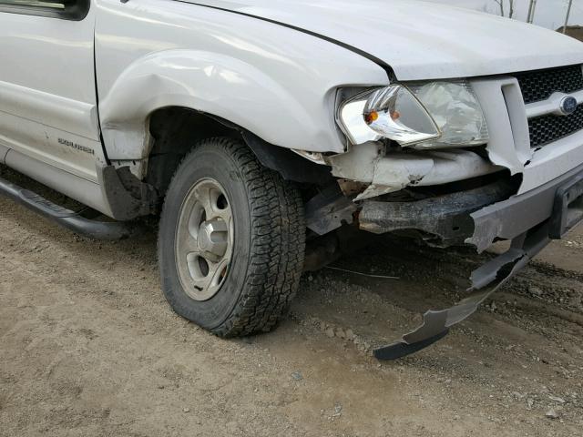 1FMZU77E42UD39700 - 2002 FORD EXPLORER S WHITE photo 9