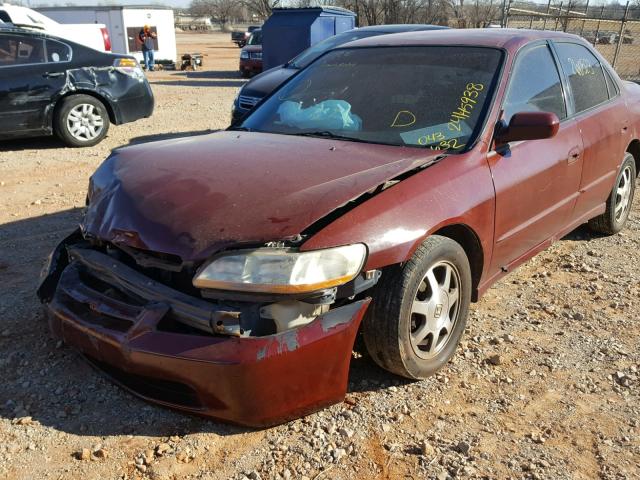 1HGCF8645WA043032 - 1998 HONDA ACCORD DX BROWN photo 2