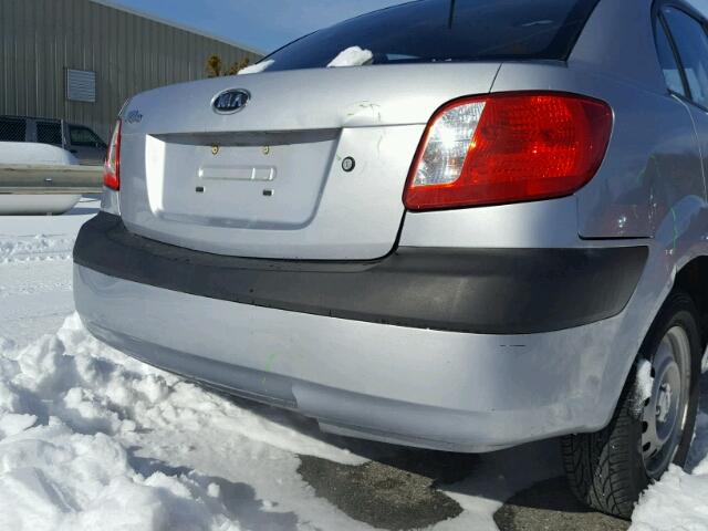 KNADE223096466315 - 2009 KIA RIO BASE SILVER photo 9