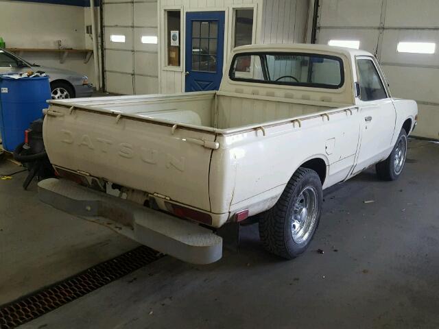 PL620804905 - 1974 DATSUN PICKUP WHITE photo 4