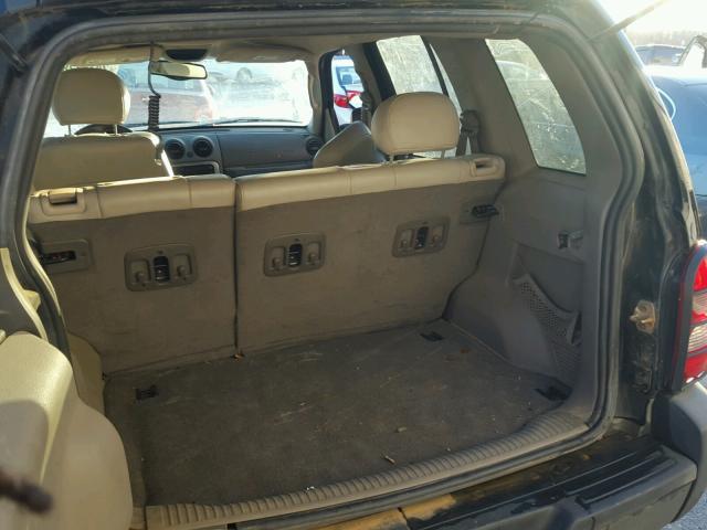 1J4GL38K95W662123 - 2005 JEEP LIBERTY RE BLACK photo 9
