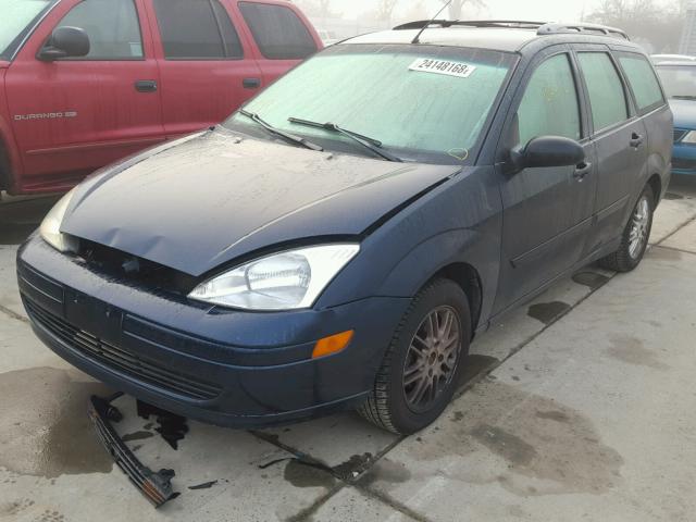 1FAFP36362W207992 - 2002 FORD FOCUS SE BLUE photo 2