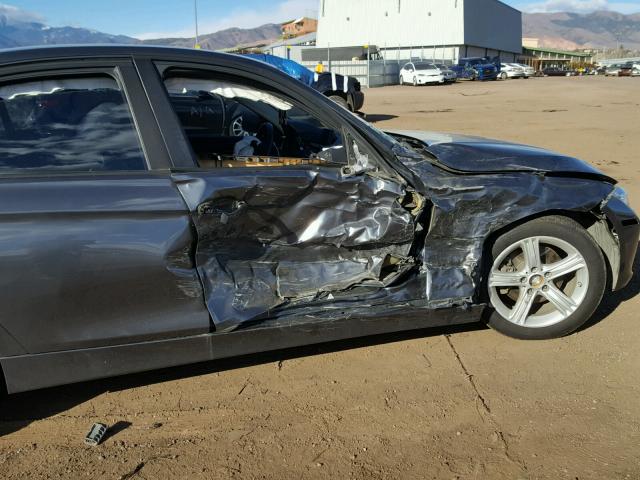 WBA3C3C58DF980526 - 2013 BMW 320 I GRAY photo 9