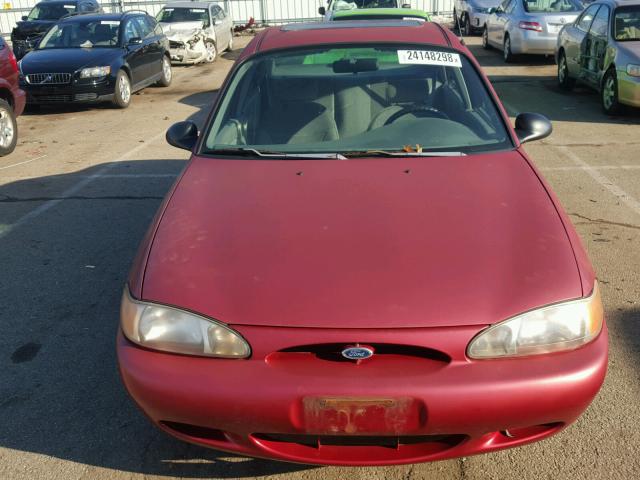 1FAFP13PXWW154490 - 1998 FORD ESCORT SE RED photo 9