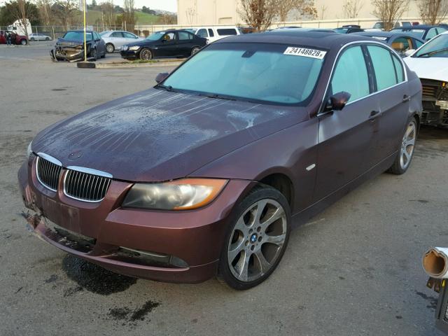 WBAVB33596KS36584 - 2006 BMW 330 I MAROON photo 2