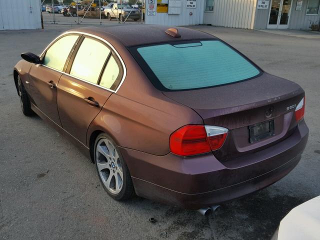 WBAVB33596KS36584 - 2006 BMW 330 I MAROON photo 3