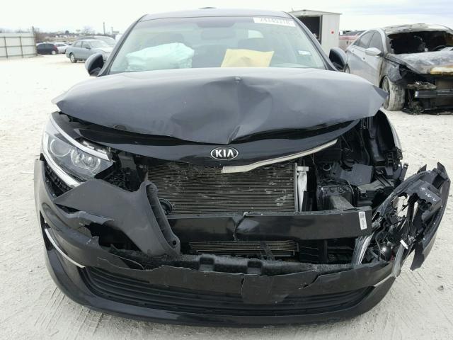 5XXGT4L39GG002034 - 2016 KIA OPTIMA LX BLACK photo 9