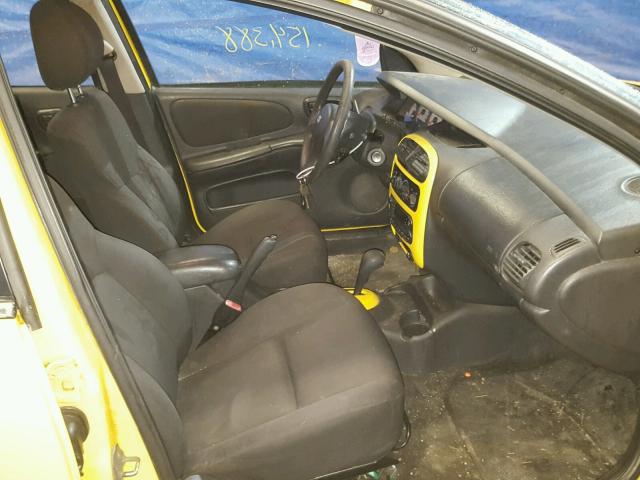 1B3ES56C24D636739 - 2004 DODGE NEON SXT YELLOW photo 5