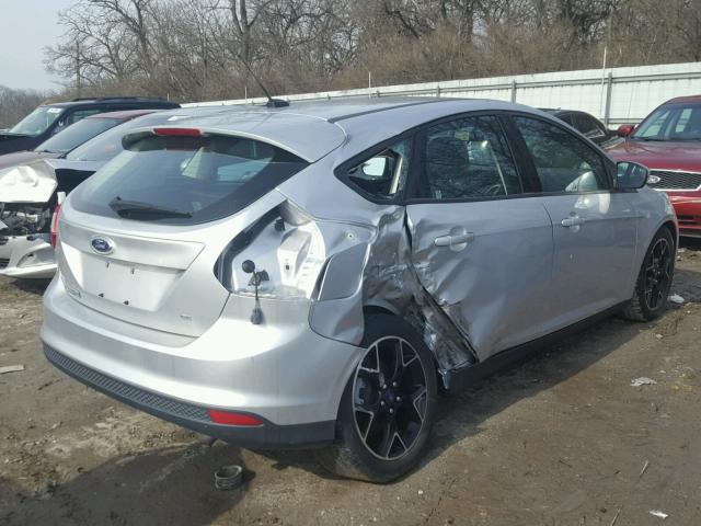 1FADP3K24EL102331 - 2014 FORD FOCUS SE SILVER photo 4