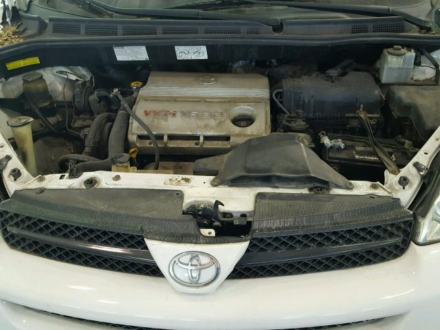 5TDZA23C14S113867 - 2004 TOYOTA SIENNA CE WHITE photo 7