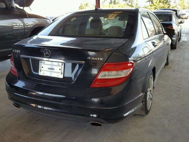 WDDGF8BB6AF475182 - 2010 MERCEDES-BENZ C 300 4MAT BLACK photo 4