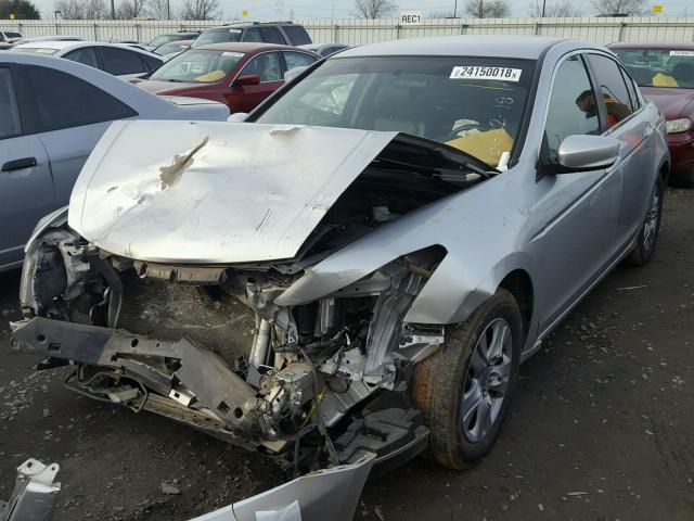 1HGCP2F65CA102491 - 2012 HONDA ACCORD SE SILVER photo 2