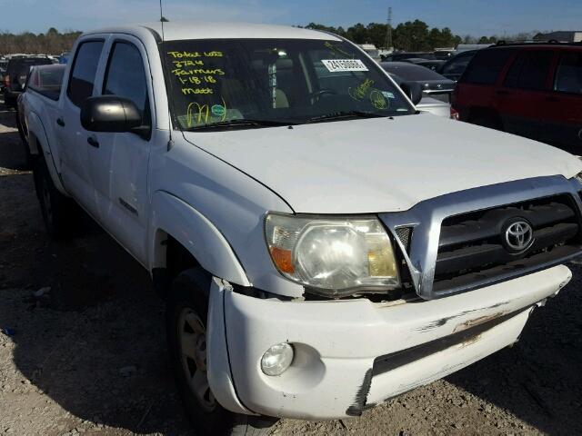 5TEJU62N17Z455616 - 2007 TOYOTA TACOMA DOU WHITE photo 1