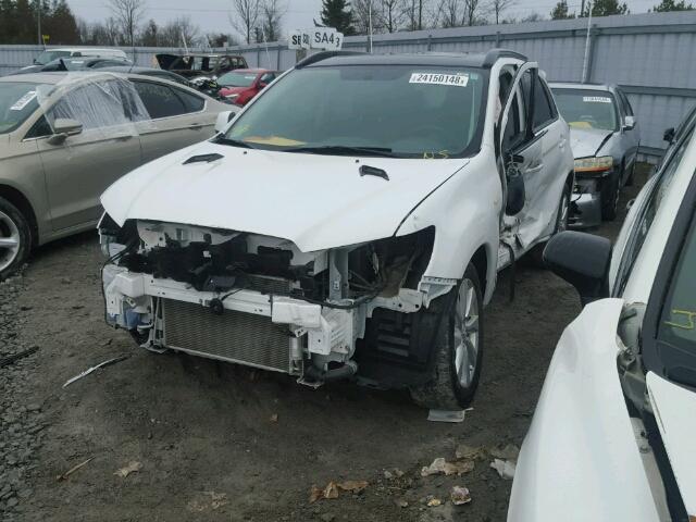 4A4AJ4AU3EE605224 - 2014 MITSUBISHI RVR GT WHITE photo 2