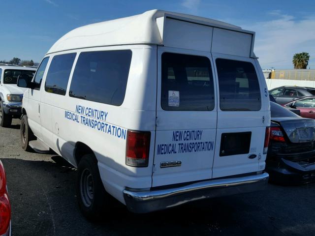 1FTNE24WX7DA56922 - 2007 FORD ECONOLINE WHITE photo 3