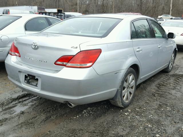 4T1BK36B67U238737 - 2007 TOYOTA AVALON XL SILVER photo 4