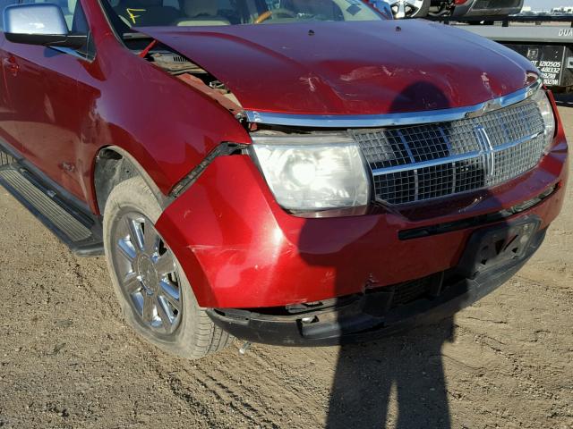 2LMDU88C37BJ19656 - 2007 LINCOLN MKX RED photo 9