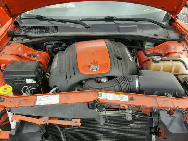 2B3LA53H28H202775 - 2008 DODGE CHARGER R/ ORANGE photo 7