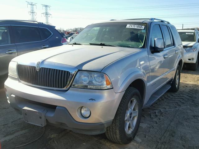 5LMEU78H53ZJ48408 - 2003 LINCOLN AVIATOR 银色 照片 2