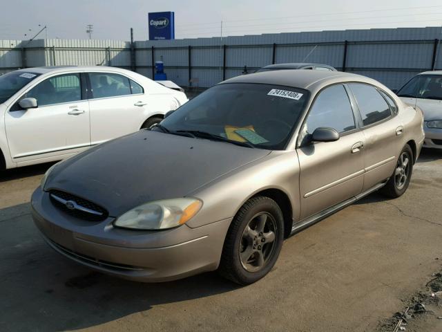 1FAFP53U02G186107 - 2002 FORD TAURUS SE GOLD photo 2