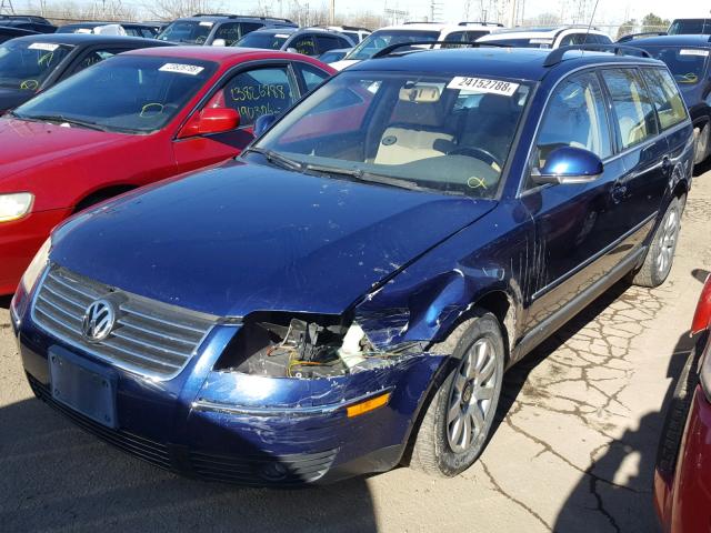 WVWWU63B05E006521 - 2005 VOLKSWAGEN PASSAT GLX 蓝色 照片 2