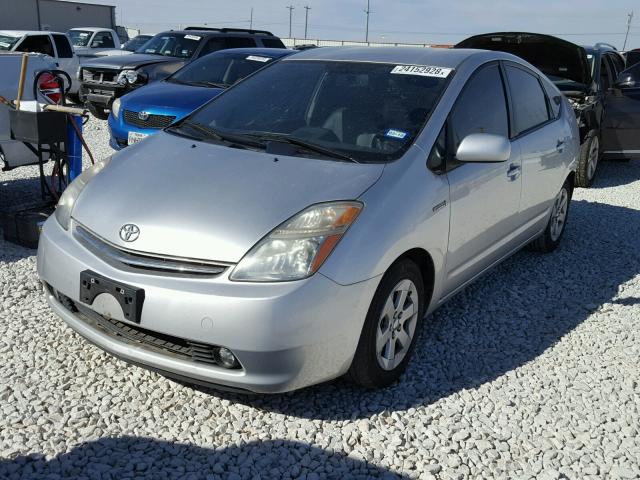 JTDKB20U083381747 - 2008 TOYOTA PRIUS SILVER photo 2