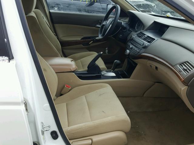 1HGCP36708A011179 - 2008 HONDA ACCORD EX WHITE photo 5