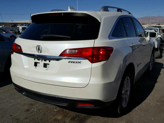 5J8TB3H54FL018440 - 2015 ACURA RDX TECHNO WHITE photo 4