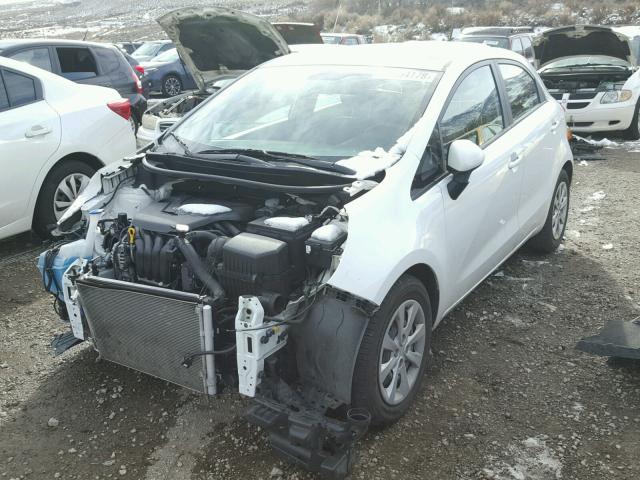 KNADM5A31E6382021 - 2014 KIA RIO LX Սպիտակ լուսանկար 2