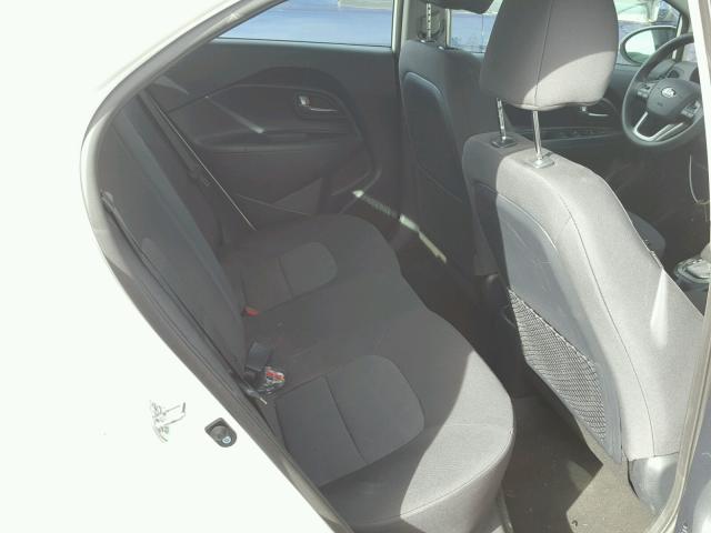 KNADM5A31E6382021 - 2014 KIA RIO LX Սպիտակ լուսանկար 6