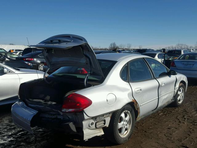 1FAFP532X5A241233 - 2005 FORD TAURUS SE SILVER photo 4