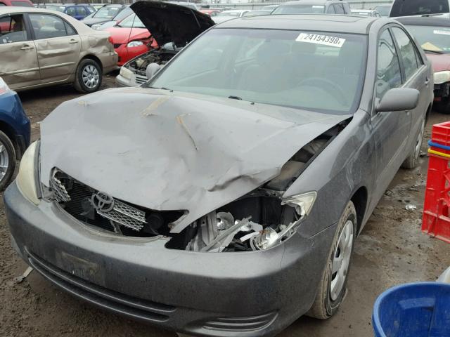 4T1BE32K74U863544 - 2004 TOYOTA CAMRY LE GRAY photo 2