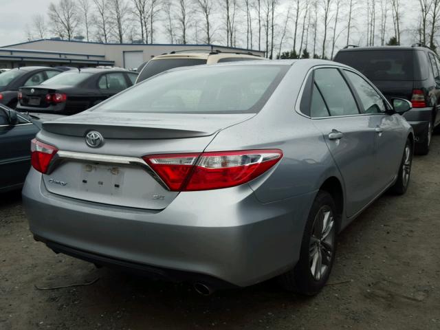 4T1BF1FKXHU400072 - 2017 TOYOTA CAMRY LE SILVER photo 4