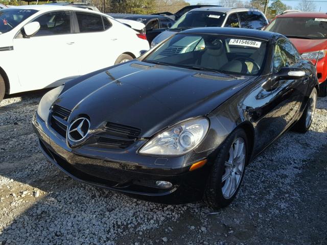 WDBWK56F26F083271 - 2006 MERCEDES-BENZ SLK 350 BLACK photo 2