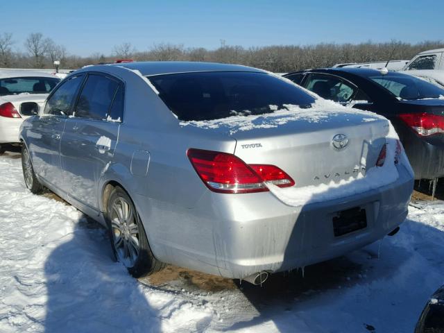 4T1BK36B77U237418 - 2007 TOYOTA AVALON XL SILVER photo 3