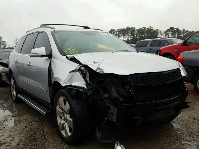 1GNKRGED2BJ395743 - 2011 CHEVROLET TRAVERSE L SILVER photo 1