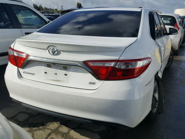 4T1BF1FK8GU167615 - 2016 TOYOTA CAMRY LE WHITE photo 4