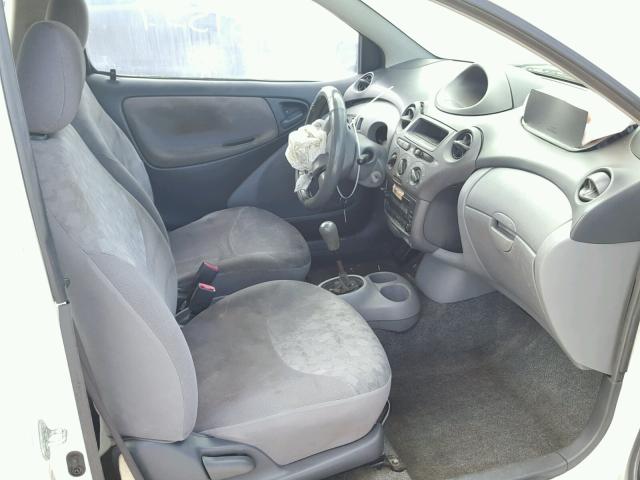 JTDAT123920220104 - 2002 TOYOTA ECHO WHITE photo 5