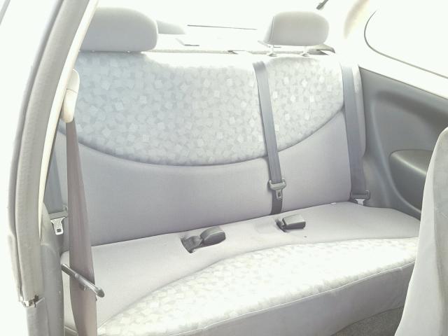 JTDAT123920220104 - 2002 TOYOTA ECHO WHITE photo 6