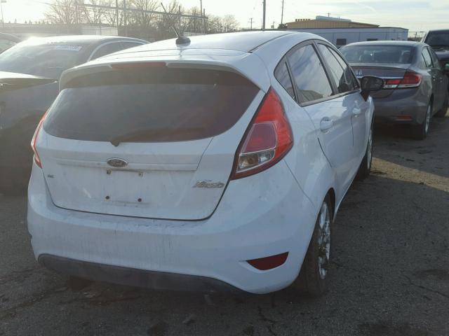 3FADP4EJ2EM121886 - 2014 FORD FIESTA SE WHITE photo 4