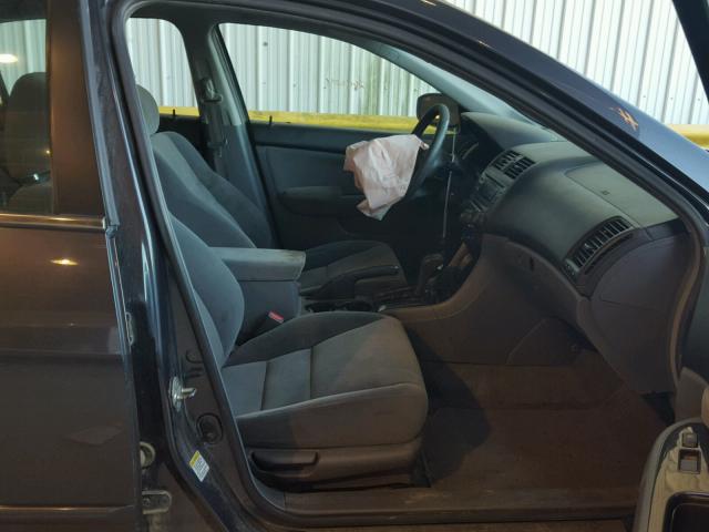 1HGCM56316A163583 - 2006 HONDA ACCORD SE GRAY photo 5