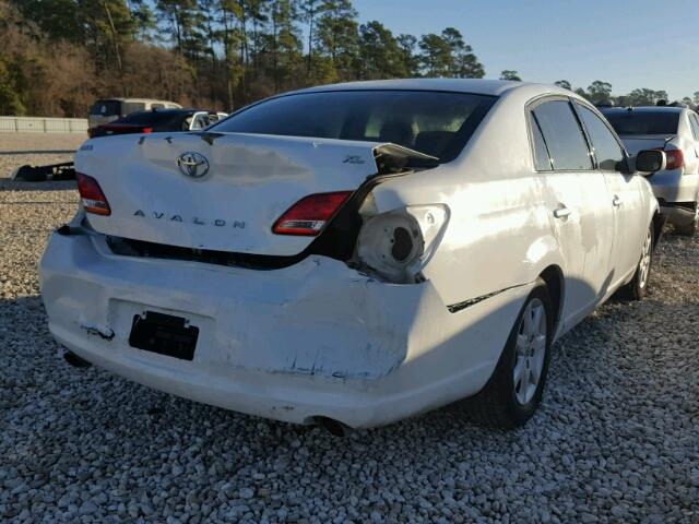 4T1BK36B76U144185 - 2006 TOYOTA AVALON XL WHITE photo 4