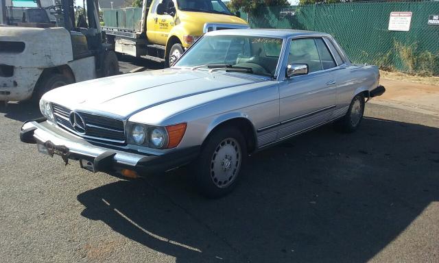 10702412016410 - 1977 MERCEDES-BENZ SLC SILVER photo 2