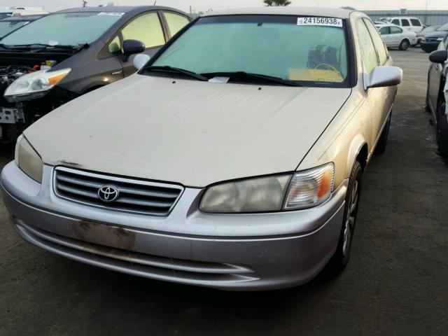 JT2BF22K5Y0257757 - 2000 TOYOTA CAMRY CE BROWN photo 2