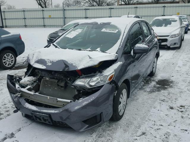 3HGGK5G51FM743152 - 2015 HONDA FIT LX GRAY photo 2