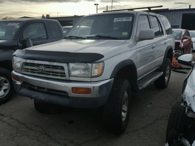 JT3HN86R7T0038892 - 1996 TOYOTA 4RUNNER SR WHITE photo 2