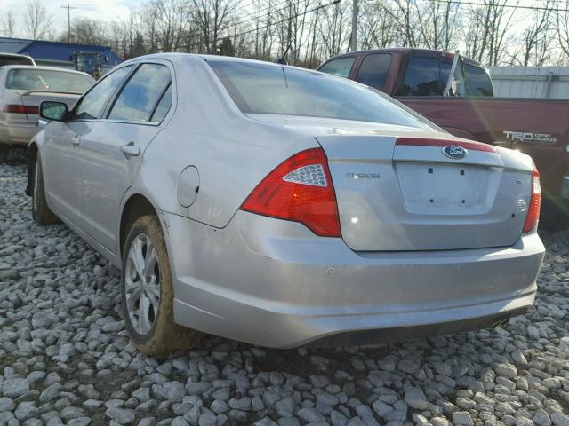 3FAHP0HA3CR329023 - 2012 FORD FUSION SE SILVER photo 3